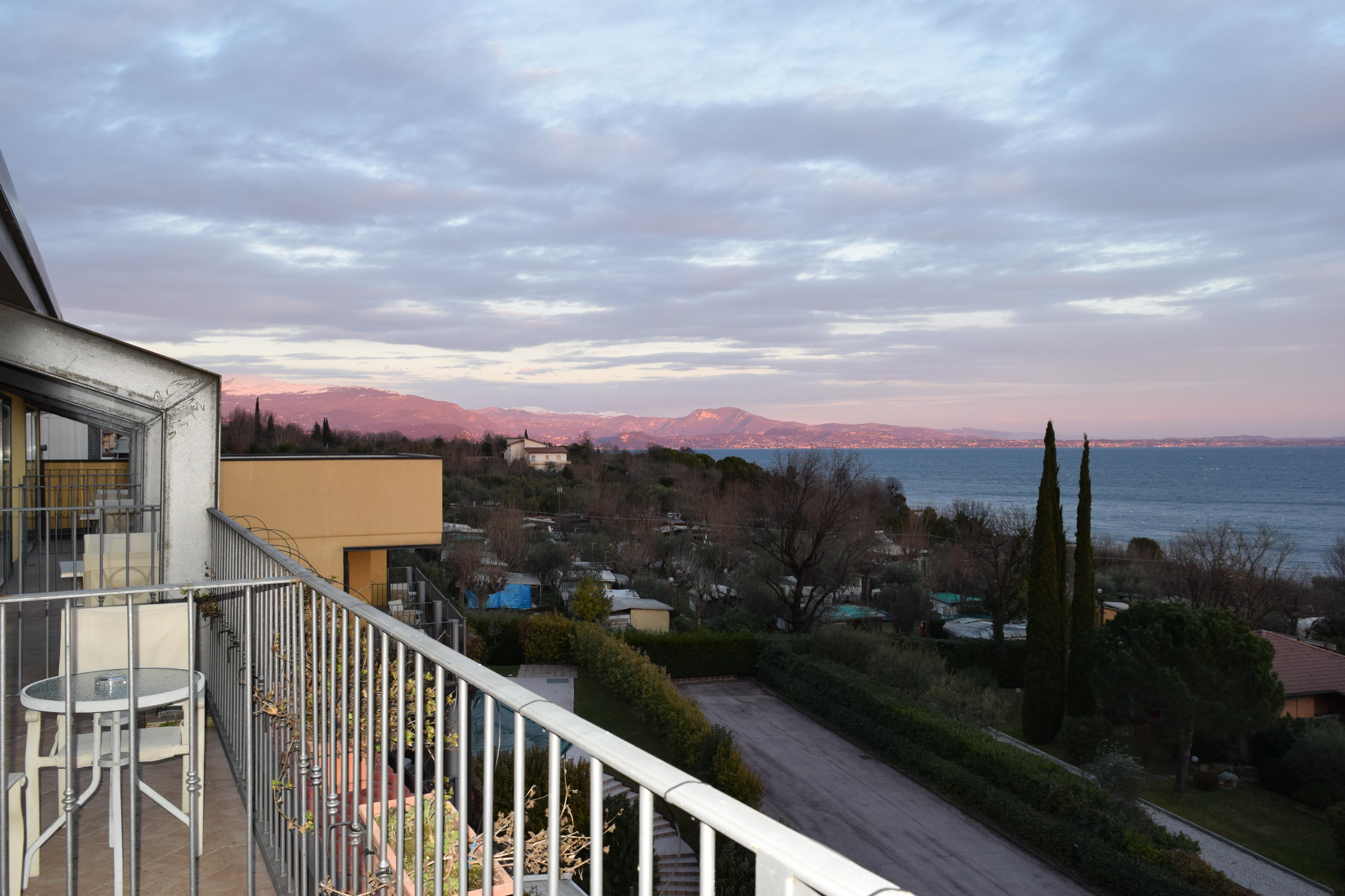 Ahg Riva Del Sole Hotel - Adults Only Moniga del Garda Exterior foto