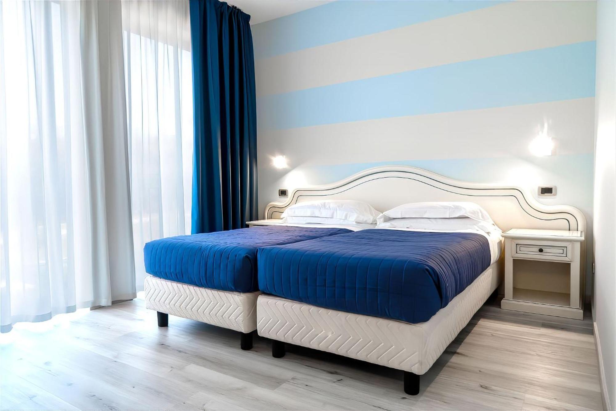 Ahg Riva Del Sole Hotel - Adults Only Moniga del Garda Exterior foto
