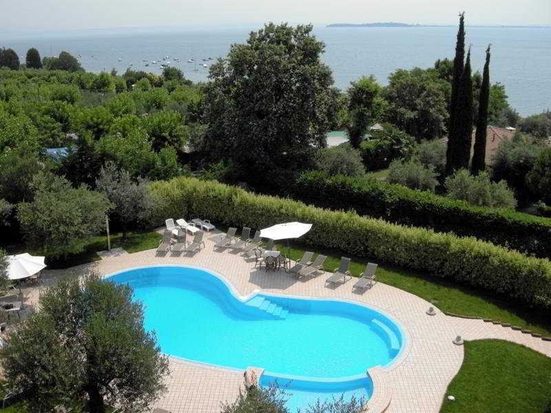 Ahg Riva Del Sole Hotel - Adults Only Moniga del Garda Instalações foto