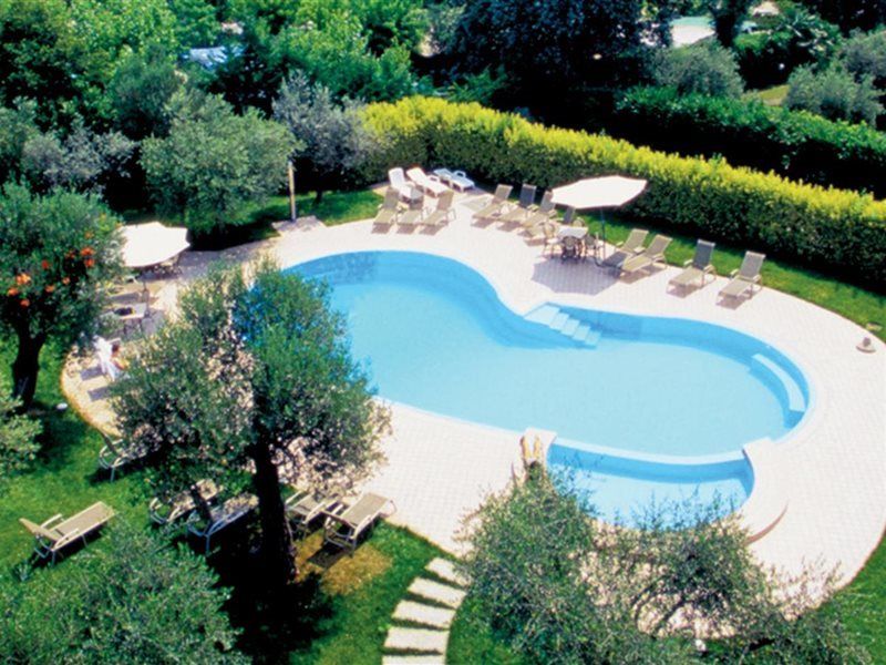 Ahg Riva Del Sole Hotel - Adults Only Moniga del Garda Exterior foto